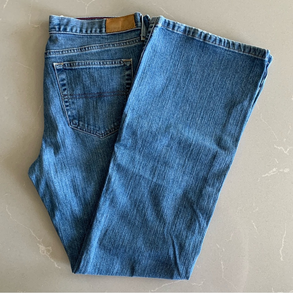 TOMMY HILFIGER Low-Rise Flared Jeans - Picture 1 of 7